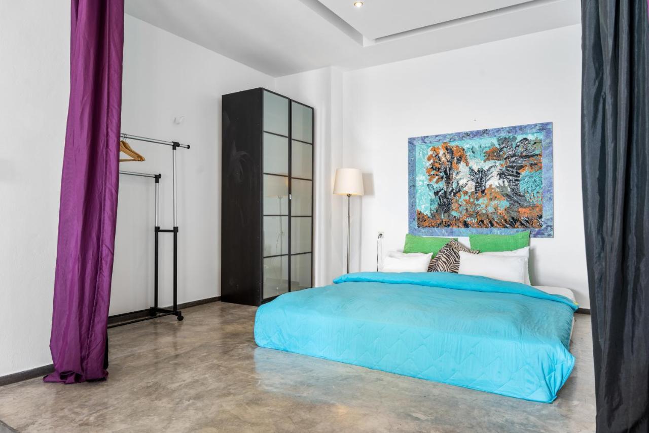 Serenity Boutique Suites Athanion Exterior photo