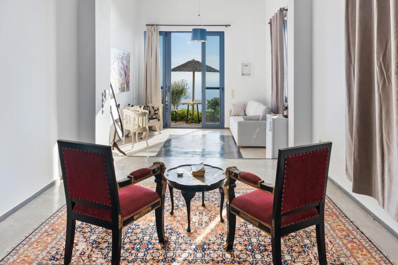 Serenity Boutique Suites Athanion Exterior photo