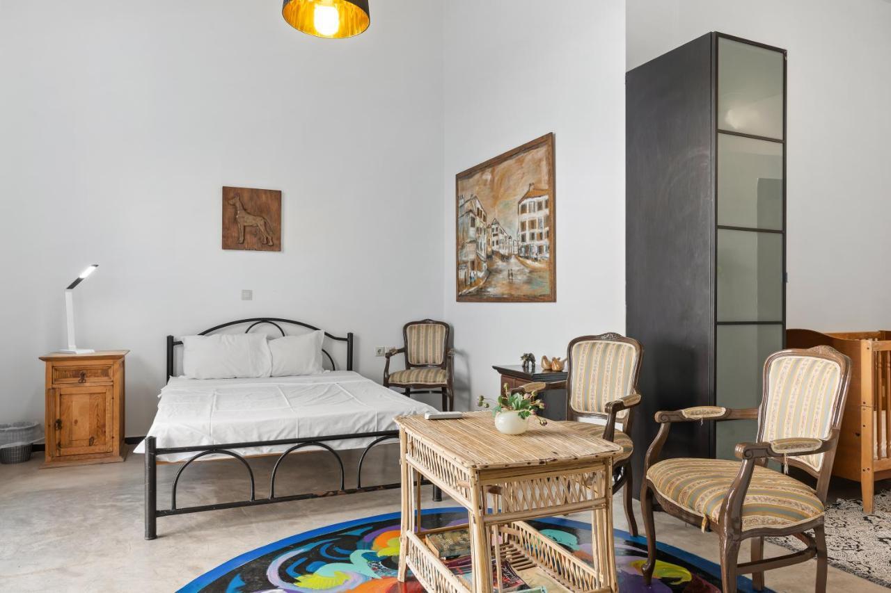 Serenity Boutique Suites Athanion Exterior photo