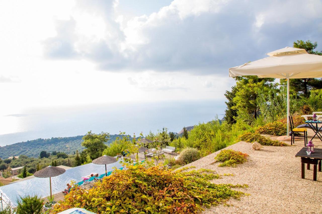 Serenity Boutique Suites Athanion Exterior photo